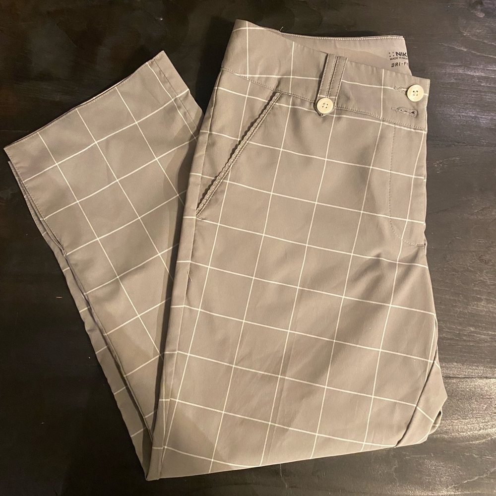 Women’s Nike Golf Capri Pants - Grey/White